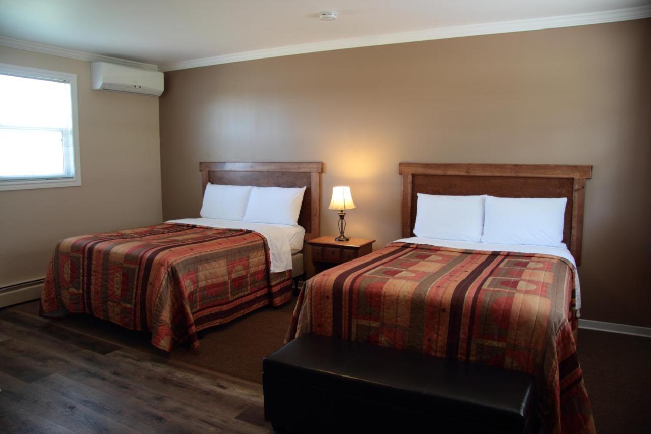 Carleton Inn & Cottages Bridgetown Bagian luar foto