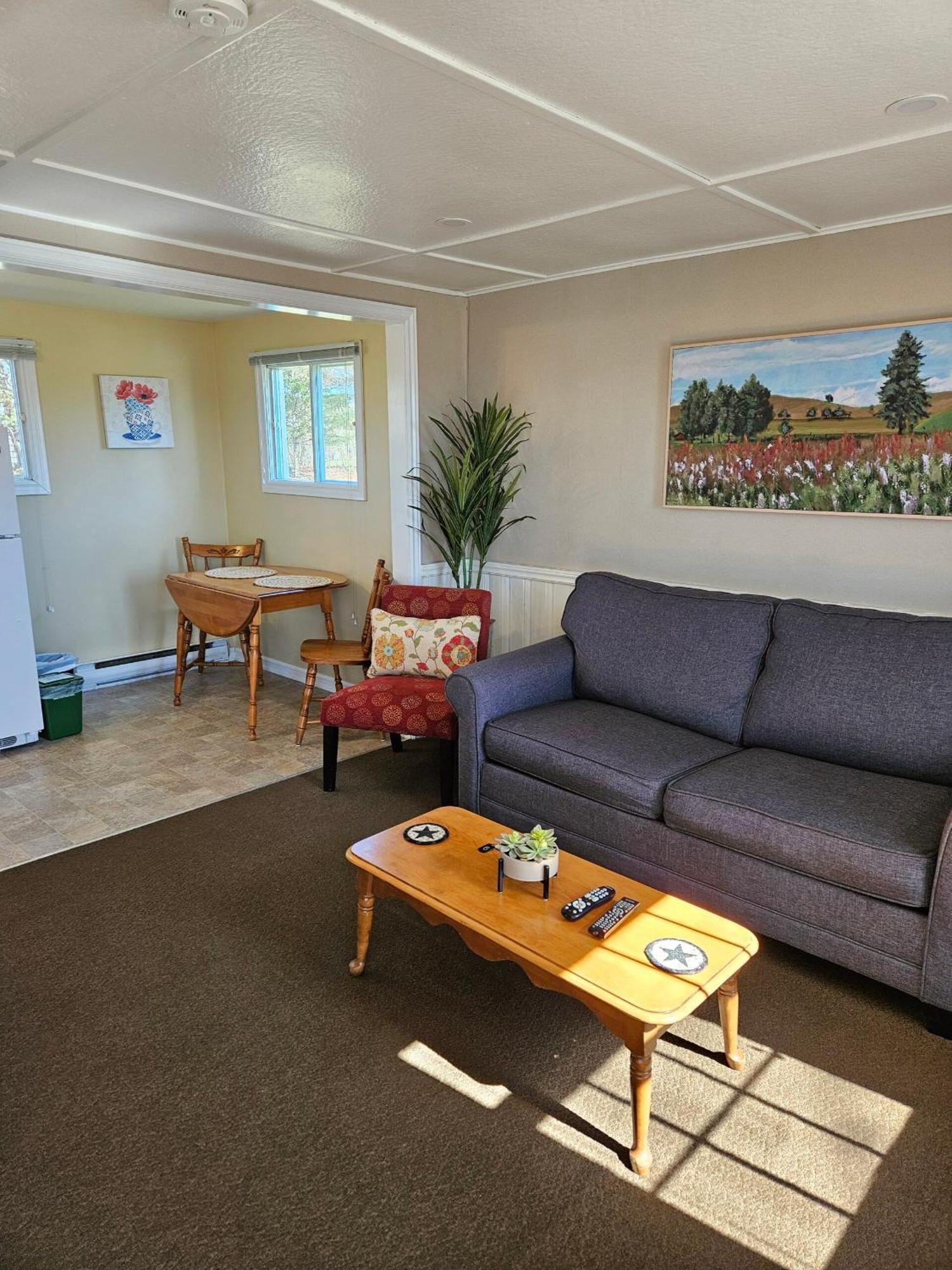 Carleton Inn & Cottages Bridgetown Bagian luar foto