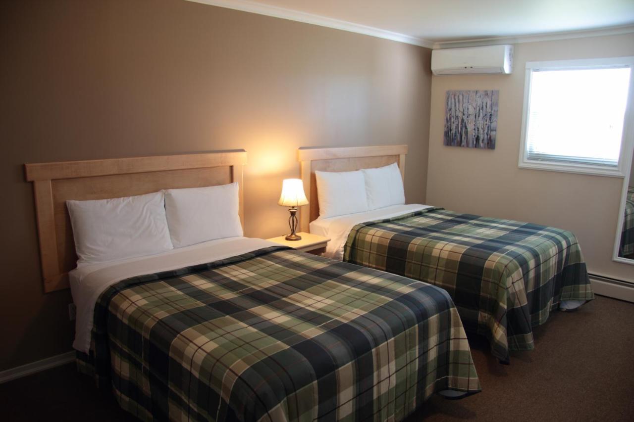 Carleton Inn & Cottages Bridgetown Bagian luar foto