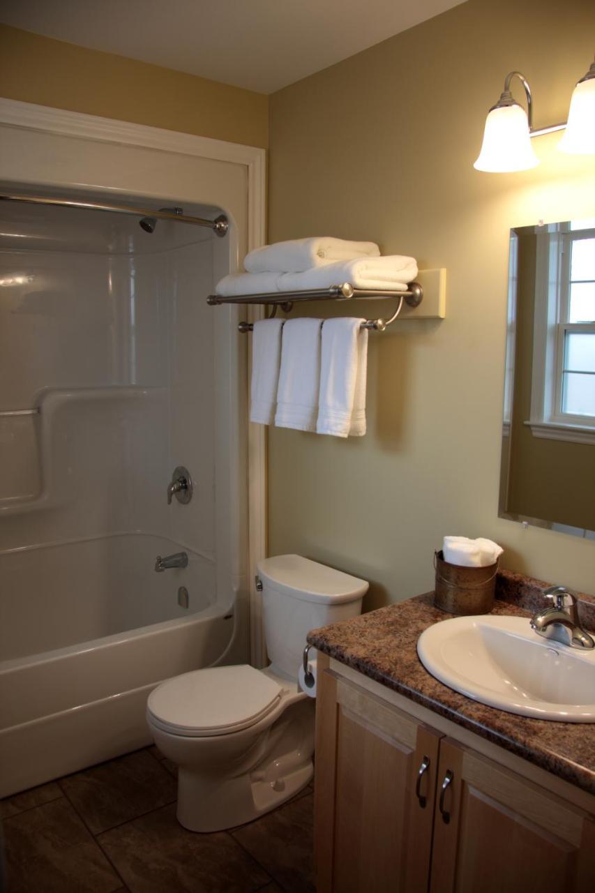 Carleton Inn & Cottages Bridgetown Bagian luar foto