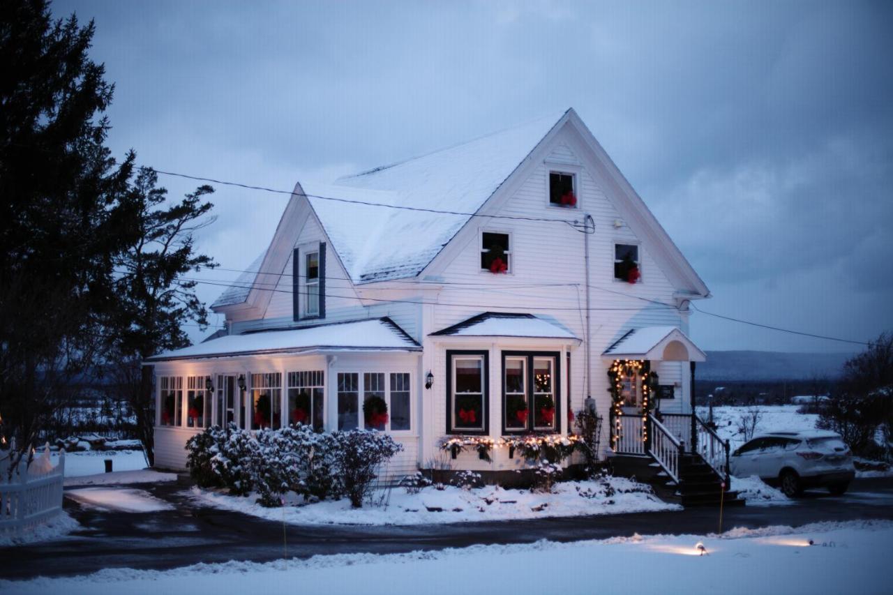 Carleton Inn & Cottages Bridgetown Bagian luar foto
